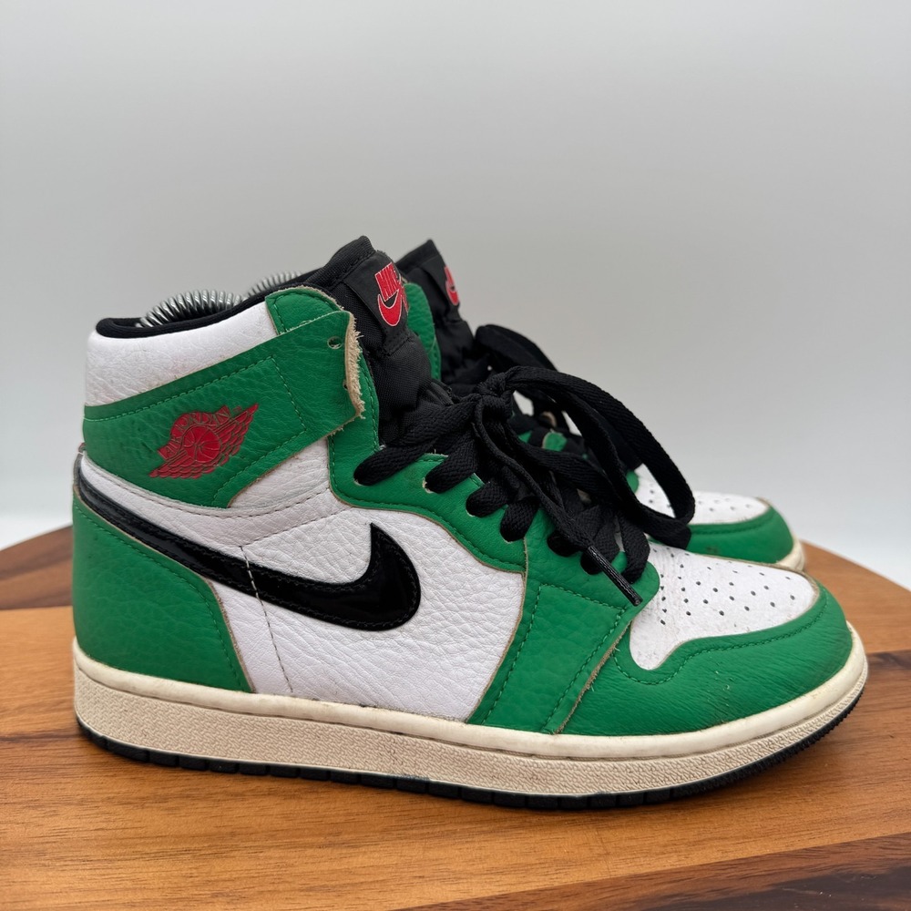 Nike Air Jordan 1 High Lucky Green Womens 7 Basketball Athletic Sneakers‎
